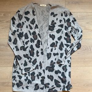 Lightweight Leopard Cardigan Sz S